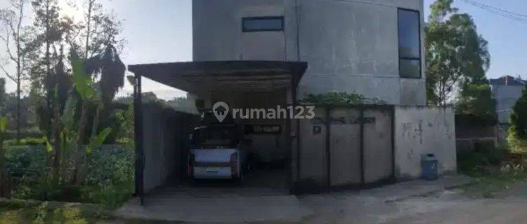 RUMAH NYAMAN MINIMALIS MODERN 2 LANTAI SIAP HUNI DI GEGER KALONG BANDUNG 1