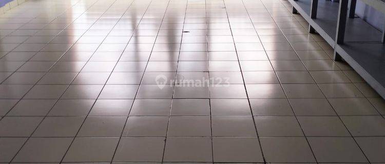 Ruko Strategis 2 Lantai Lokasi Ramai Siap Pakai Di Surapati Bandung 1
