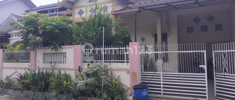 Good Single-Story Cheap House in North Semarang, With AC 3, With CCTV, Near Market, Near Place of Worship, Near School, 10 Minutes to City Center. 1
