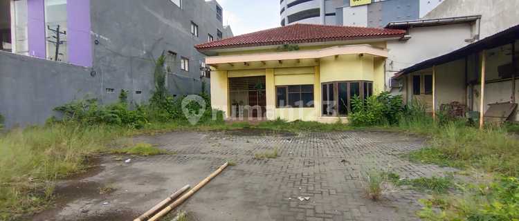 Disewakan Ruang Usaha di Tengah Kota Semarang. Lt 845 M². Luas Kantor 300M². Luas Gudang 330M². Luas Tempat Parkir 365M². Tempat Komersiaal. 1