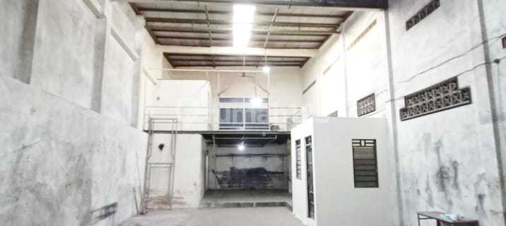 Disewakan Tempat Usaha/ruang Usaha Di Jl. Brotojoyo Semarang. Pinggir Jalan Raya. Tempat Komersiil. Dekat Pelabuhan 1