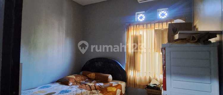 Dijual Rumah Bagus Bangunan 2 Lantai. Lokasi Beranda Bali Semarang Barat. Dekat Exit Toll. 1