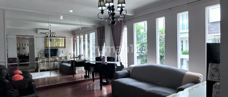 Nice House in Brawijaya Kebayoran Baru Townhouse 1