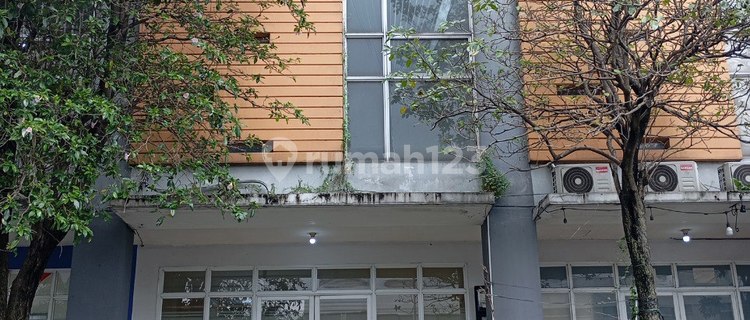 Ready-to-Use 3-Story Ruko at Bellevue Mall Cinere 1