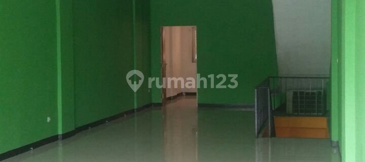 Nice 4-Storey Shop-House Ready for Use at ITC Fatmawati 1