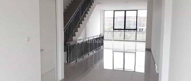 Dijual Ruko Siap Pakai Furnish 2 Muka di Osaka PIK 2 1