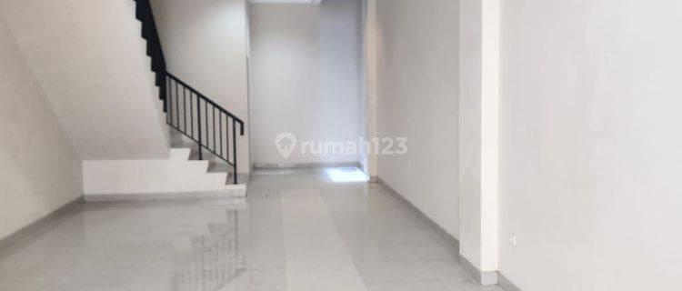 Disewakan Ruko Termurah Saat Ini di Sentra Niaga Green Lake City 1