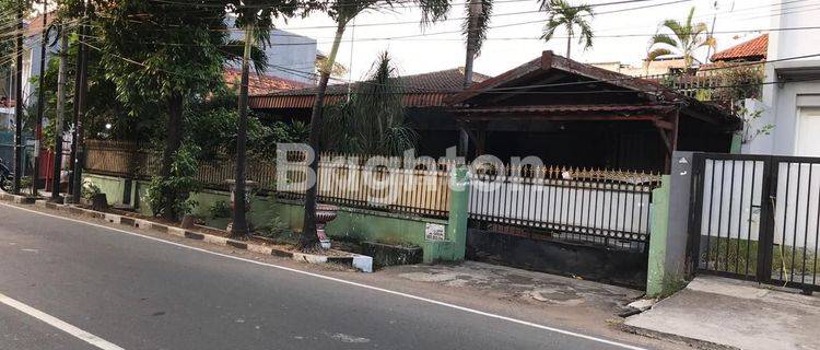 RUMAH DI CEMPAKA PUTIH RAYA 1