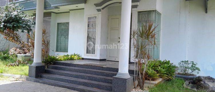 Rumah Luas Urip Sumoharjo 1