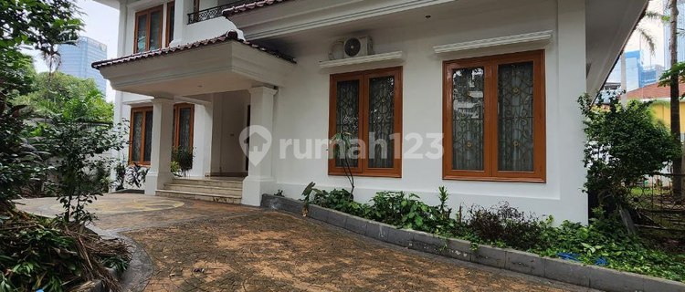 Di Bawah Njop Rumah Mewah Mega Kuningan  1