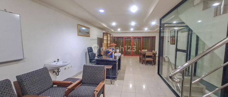 RUKO STRATEGIS DI ATRIUM SENEN, SANGAT DEKAT PASAR SENEN, HARGA TERBAIK 1