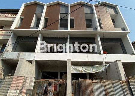 RUMAH BARU JELAMBAR LOKASI STRATEGIS GROGOL JAKARTA BARAT 1