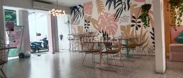 House or Business Premises Suitable for Restaurant or Cafe on Jl. Ahmad Sobana, Bangbarung, Bogor City 1