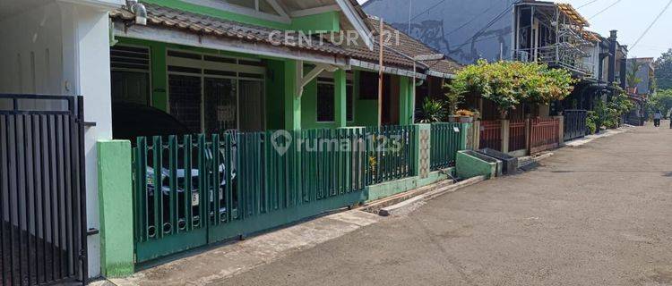 Rumah Dekat Sekolah Di Taman Pagelaran Ciomas Bogor 1