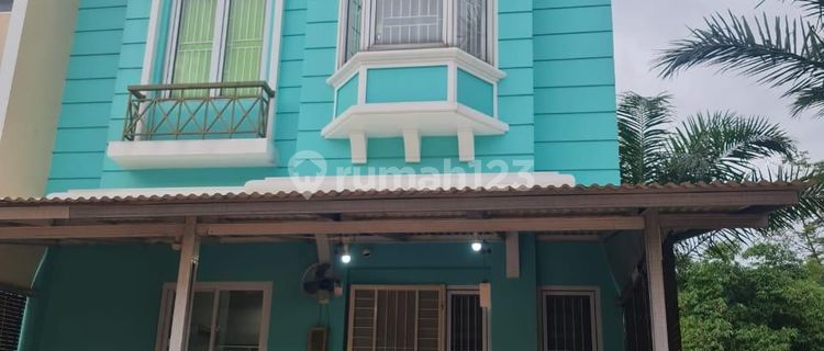 Affordable 2-bedroom unfurnished house ready for occupancy in Gading Serpong, Tangerang. 1