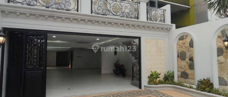 Rumah Bagus 4 Lantai Mampang Jakarta Selatan 1