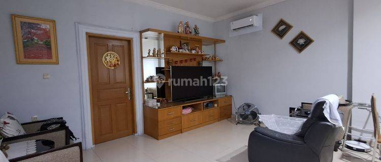 Dijual rumah full furnished di muara karang 1