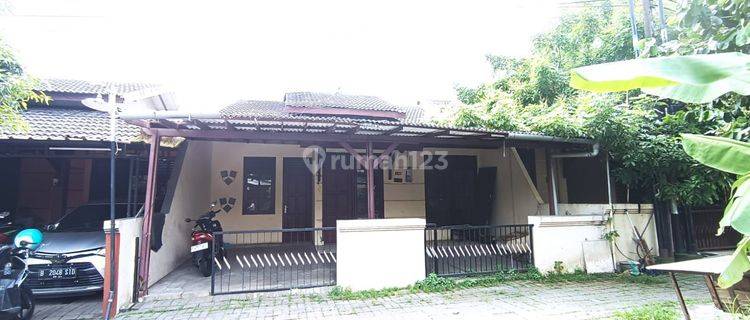 Rumah strategis dibanyumanik, di area perkantoran 1