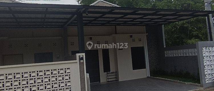 Rumah shm bisa parkir 2 mobil di daerah tembalang 1