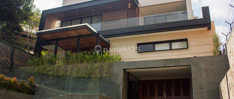 Rumah Mewah Di Dago Pakar Full Furnished Harga Terbaik 1