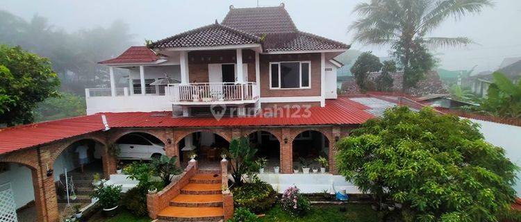 Dijual Rumah Rapi Tepi Sawah Salatiga Jawa Tengah 1