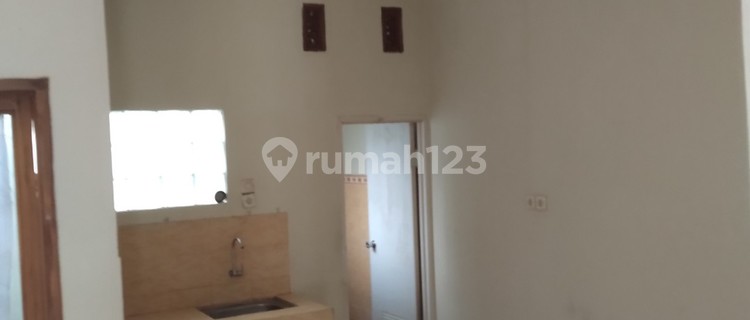 disewa rumah siap huni Taman Kopo Katapang lokasi strategis harga murah 1