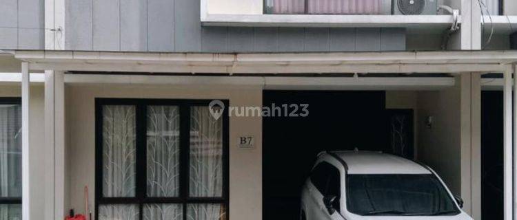 Dijual Rumah Design Keren Dan Bagus Lokasi Strategis ,,harga Terbaik 1