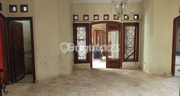 Rumah 2 Lantai Siap Huni Area Manyaran Semarang 1