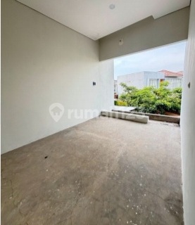 Rumah 2 Lantai Area Bsb Citraland Mijen Semarang 1