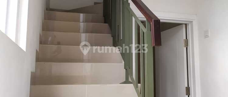 Rumah 2 Lantai Siap Huni Area Simongan Semarang 1