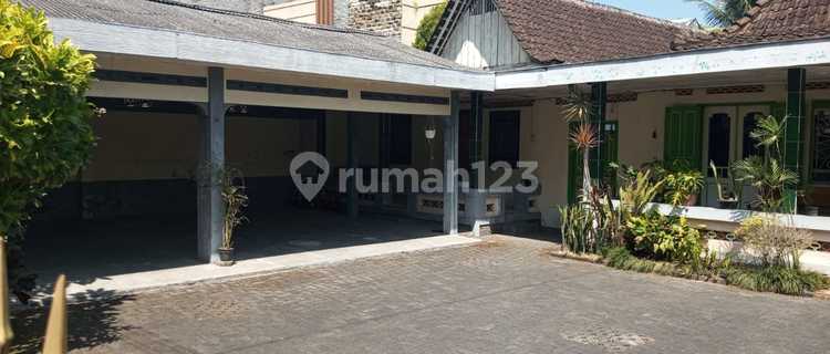 RUMAH BANGUNAN LAMA ARE PULUTAN SIDOREJO SALATIGA 1