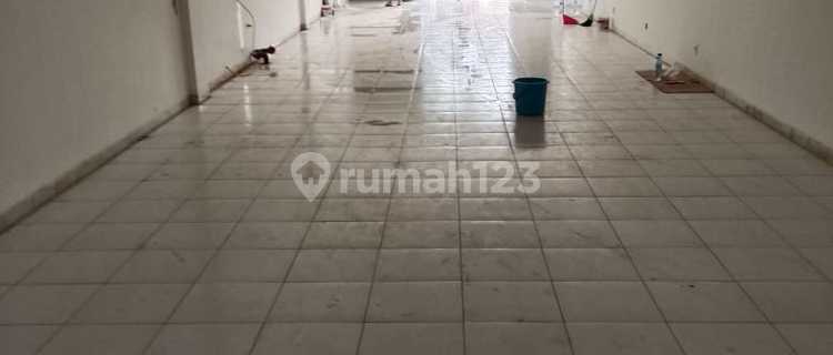 Ready-to-Use 1-Story Shophouse in Pusponjolo Area, Semarang 1