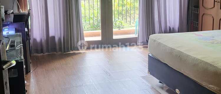 Rumah 3 Lantai Siap Huni Area Candi Golf Semarang 1