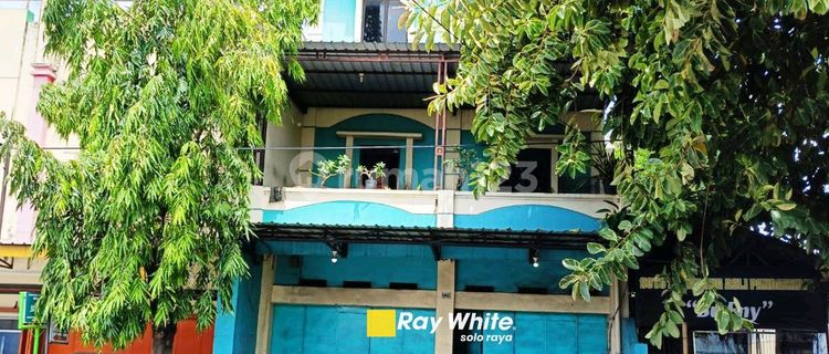 Ruko Gandekan Solo Dekat Pasar Gede Strategis  1