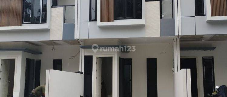 Rumah 2 Lantai  Dekat Itc Cempaka Putih Jakarta Pusat  1