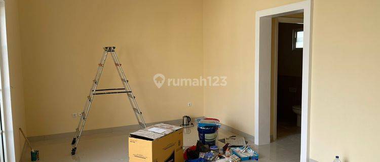 Dijual Rumah 2 Lt Unfurnished Pantai Indah Kapuk, Jakarta Utara 1