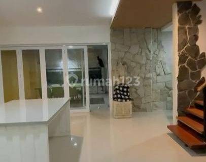 Dijual Rumah 3 Lantai Ff Bagus, Baru, Duri Kepa, Jakarta Barat 1