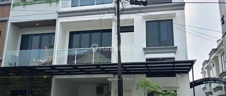 di  rumah mewah dan modern di jalan cempaka putih tengah 25 1