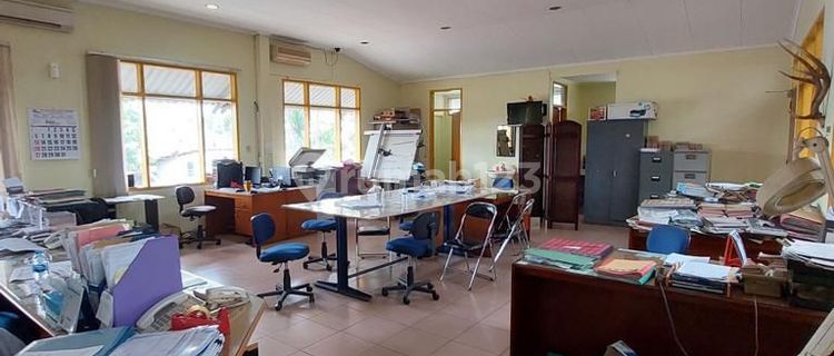 Dijual: Rumah 2 Lt Di Singgasana Pradana 1