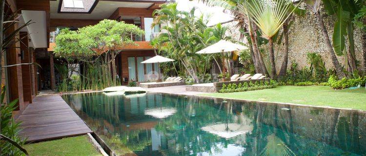 TOP URGENT DI JUAL VILLA LOKASI PETITENGET SEMINYAK KUTA BADUNG
 1