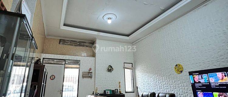 Dijual Rumah Bagus Semi Furnished SHM di Dayeuhkolot, Bandung 1