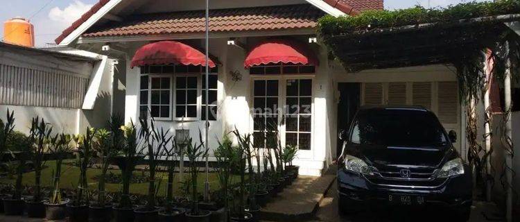 Disewakan Rumah Full Furnished Di Komplek Plesiran Kota Bandung 1