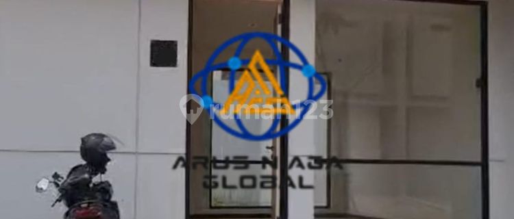 Disewakan Rumah 2 Lantai Semi Furnished di Rolling Hiils Karawang 1