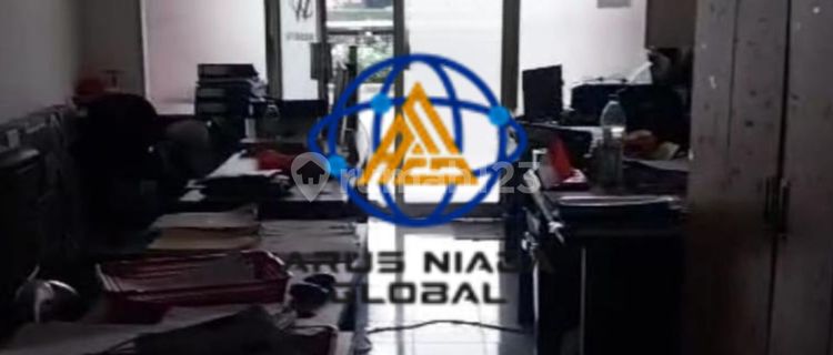 For Rent 3-Storey Shop House in Central Cikarang Deltamas 1