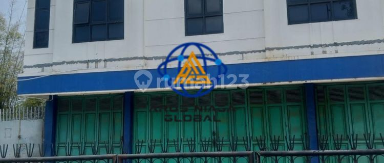 For Rent: 3 Adjoined Shophouses in Kalijaya, West Cikarang 1