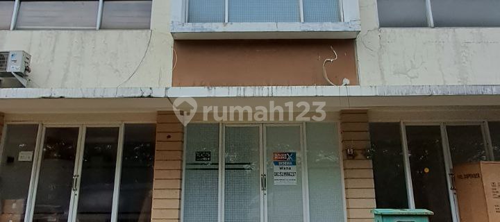 For Rent: 2-Story Shophouse in La Verde, Serpong Park Tangerang 1