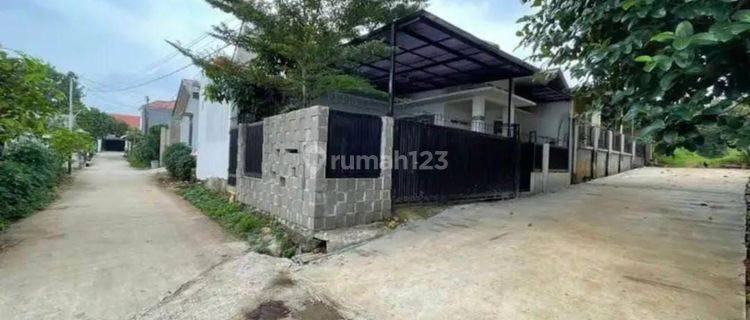 Rumah di Limo SHM Bagus 1