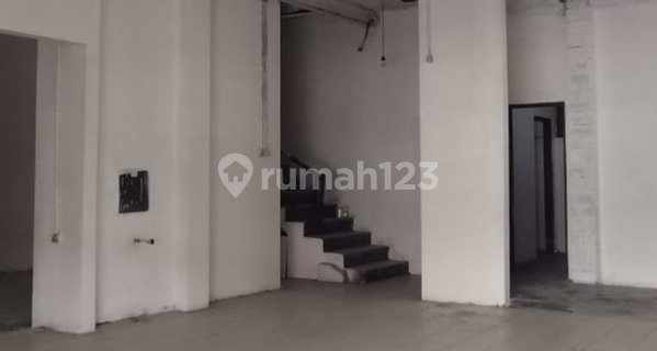 For Rent Ready-to-Use Shop House in Kopo Ketapang Area 1