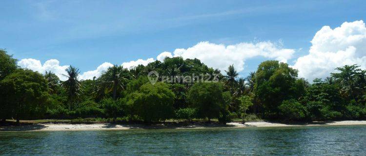 Tanah di Gili Gede Lombok di Depan Pantai 1