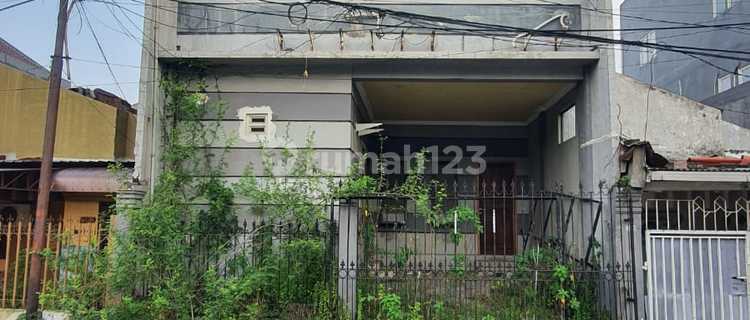 Kost - Kostan Murah Tiga Lantai di Jl Tanjungsari VIII Surabaya 1